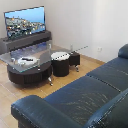 Apartment Le Montmorency Sete